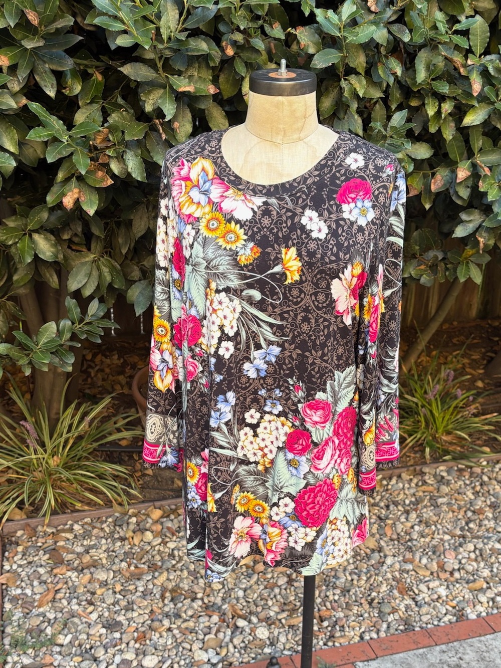 Johnny Was Los Angeles "Sistine" tunic top - Size L